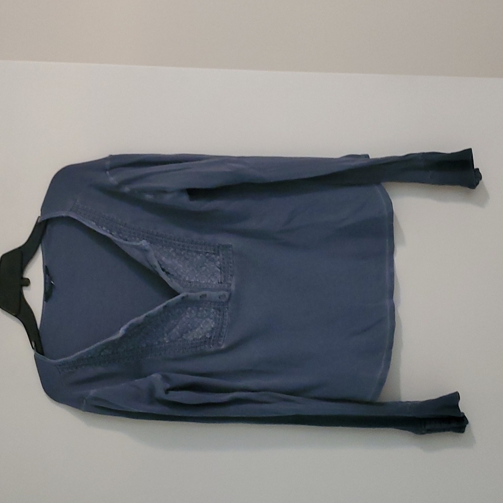 Lucky Brand knit top with button down collar.   Size M